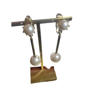 Vintage Gold Tone Dangle Drop Faux Pearls Clip-on Earrings 2.5” Bridal Jewelry E